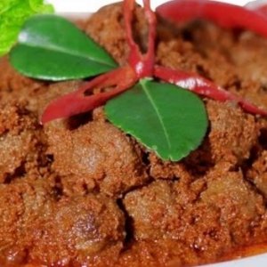 Rendang telur bola daging