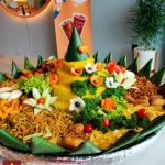 Pesan Nasi Tumpeng di Kampung Melayu